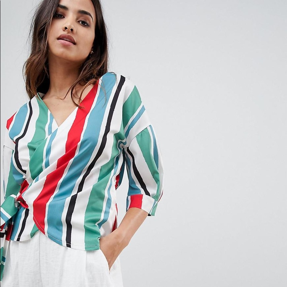 NWOT Boohoo Striped Elegance Wrap Top 🌈